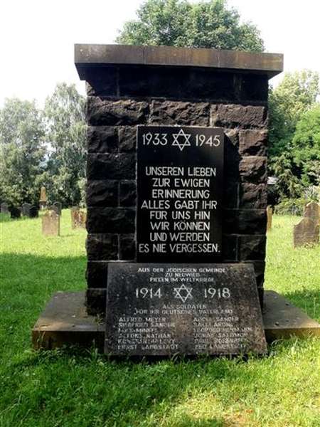 Gedenkstätte Friedhof Niederbieber
